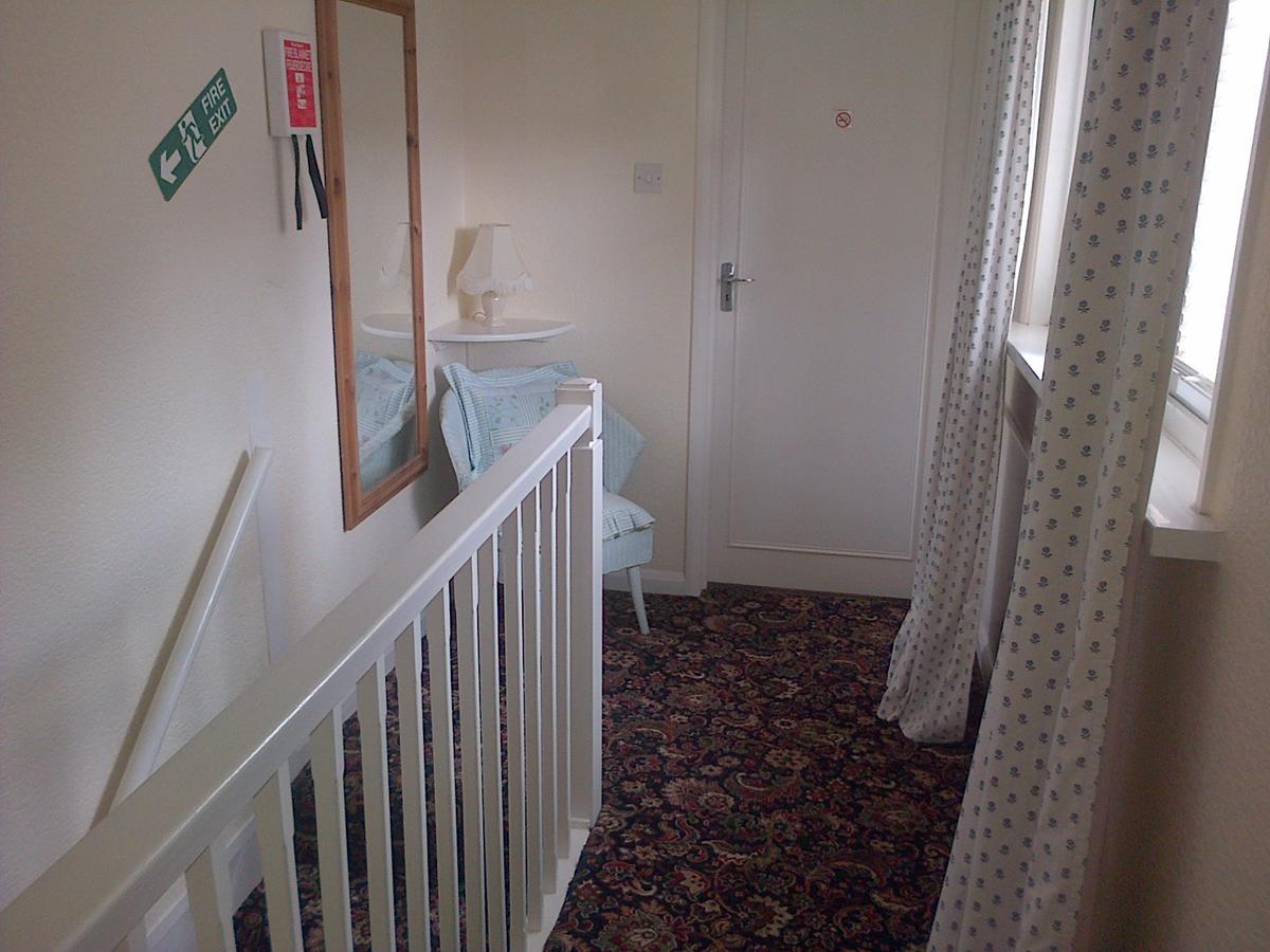 Follets B&B Pewsey Zewnętrze zdjęcie