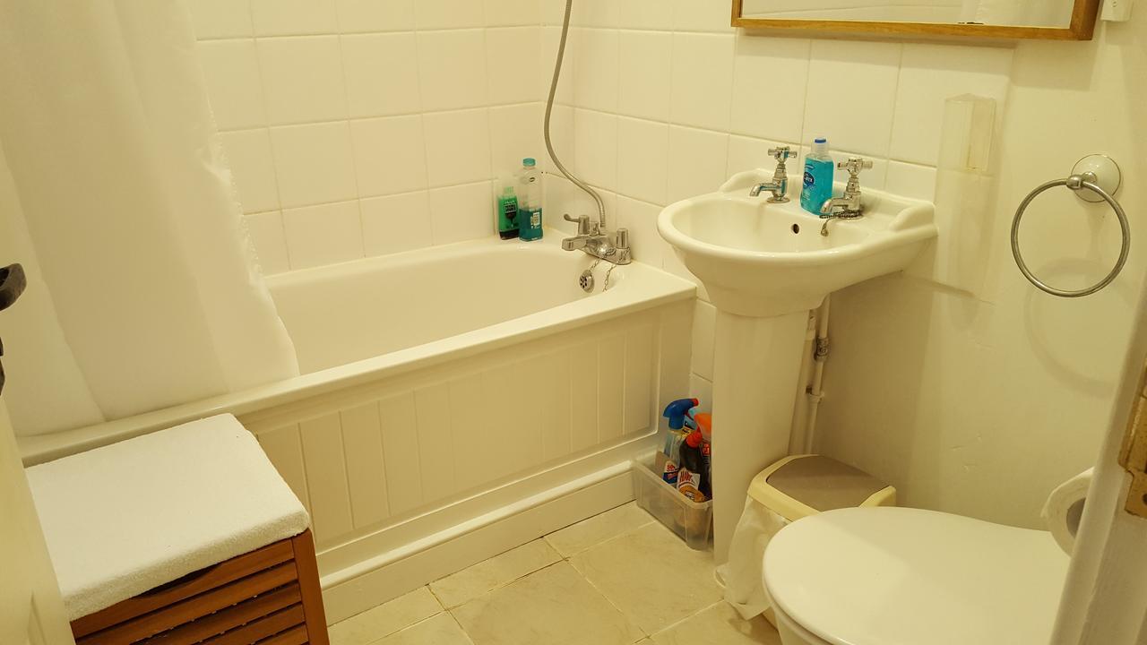 Follets B&B Pewsey Zewnętrze zdjęcie